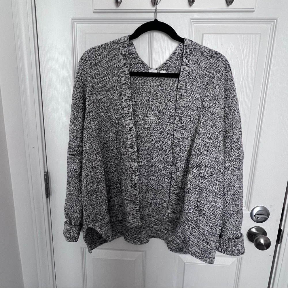 GAP Women's Gray Cardigan Sweater